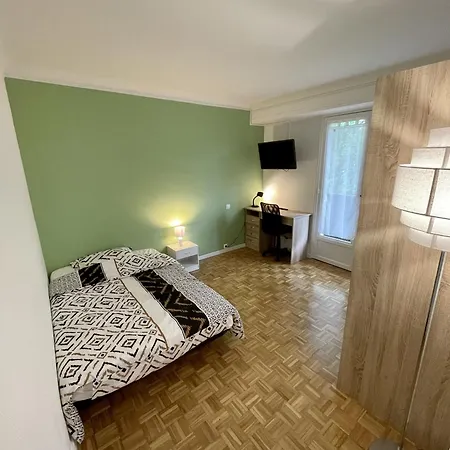 Belle Privative Avec Stationnement Gratuit