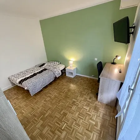 Belle Privative Avec Stationnement Gratuit * Pau